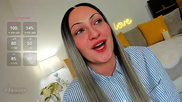 Snapshot of KVerunce chatting on February 2025 12:36:02 AM KVerunce online show from February 2025 12:36:02 AM