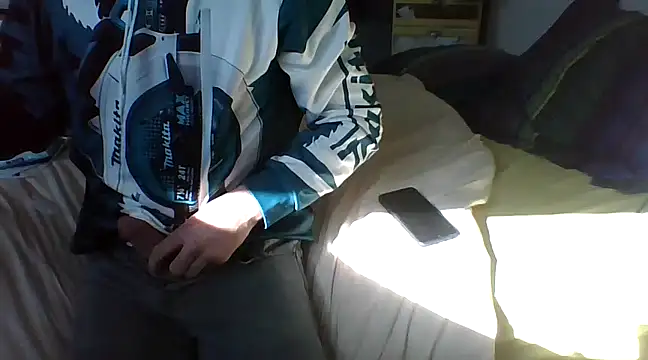 MmaxX004 online show from March 2025 01:06:02 PM