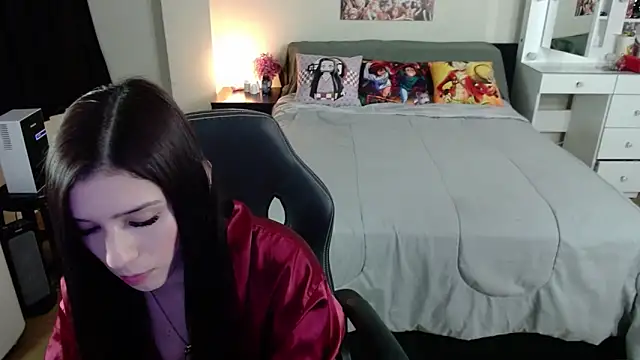 Snapshot of kittykat18x chatting on June 2026 11:52:01 PM kittykat18x online show from June 2026 11:52:01 PM