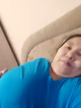 Zulfiya Bruce online show from November 2025 05:12:02 PM