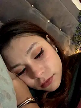 3littleschoolteens online show from November 2025 06:19:01 AM