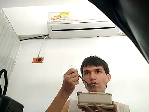 PrivCamZone online show from October 2025 07:01:02 PM