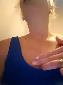 Keli Jessi online show from September 2025 12:51:02 PM