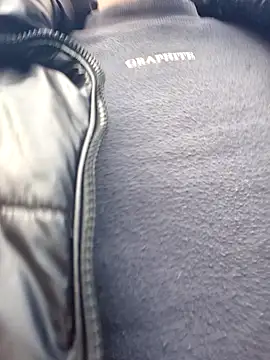 Keli Jessi online show from March 2026 01:28:01 PM