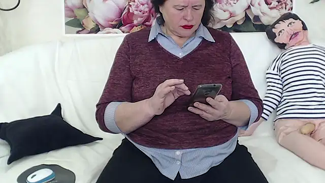 FlaviaSquirts online show from February 2025 08:55:02 AM