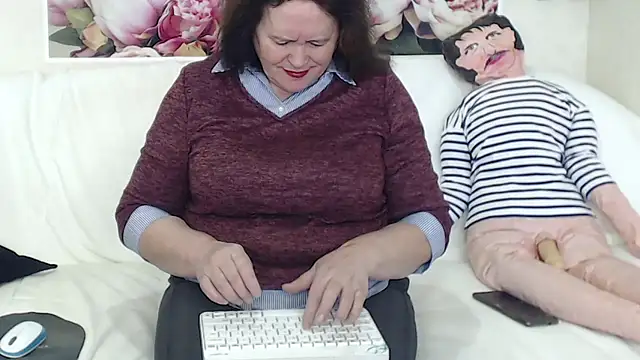 FlaviaSquirts online show from February 2025 11:41:01 AM