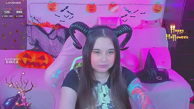 Lolisuccub online show from October 2025 04:52:01 PM