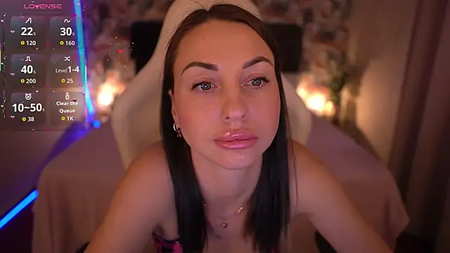 Snapshot of KristiiMax chatting on November 2025 10:31:01 AM KristiiMax online show from November 2025 10:31:01 AM