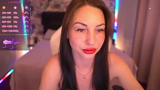 Snapshot of KristiiMax chatting on May 2026 09:36:01 AM KristiiMax online show from May 2026 09:36:01 AM