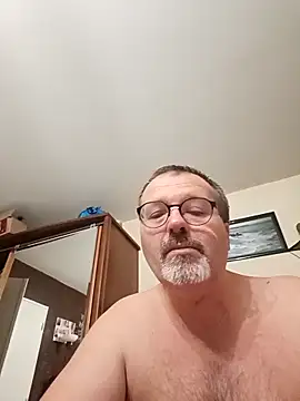 mike9473 online show from November 2025 06:30:02 AM