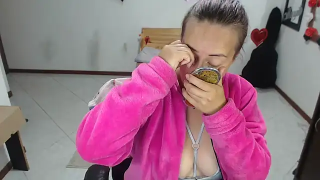 charlottezoe15 online show from February 2026 07:25:01 AM