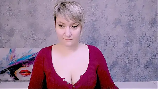 Djullia online show from February 2025 12:22:02 PM