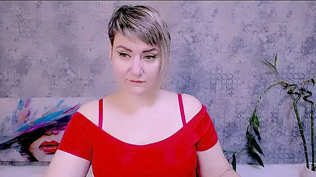 Djullia online show from November 2025 06:13:01 AM