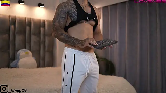 john king29 online show from November 2025 12:49:02 PM