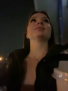 KrisMagnoly online show from October 2025 04:38:02 PM