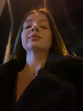 KrisMagnoly online show from April 2026 07:08:02 PM