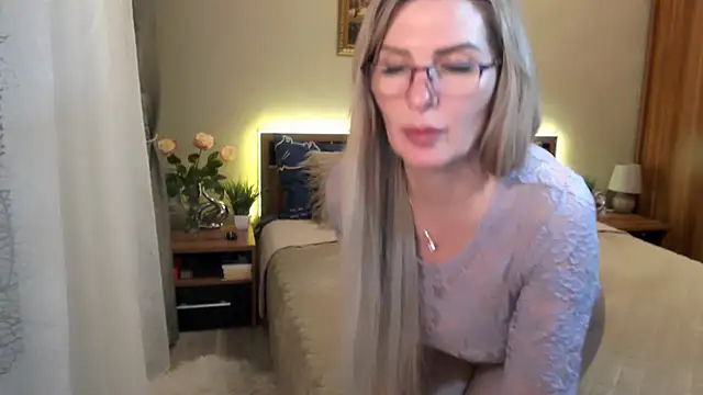 sensualEmilia online show from March 2025 10:28:02 PM