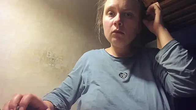 FrumCake online show from December 2024 01:02:02 AM