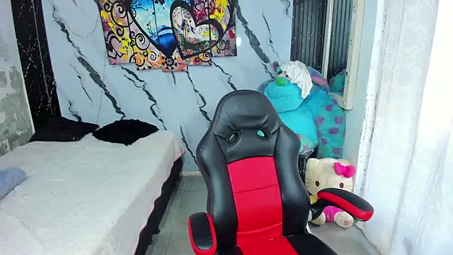 andromeda xx online show from December 2025 02:23:02 PM