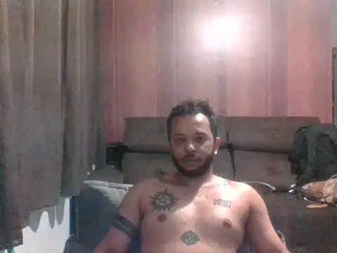 Snapshot of G_Eros18 chatting on October 2025 04:45:01 AM G Eros18 online show from October 2025 04:45:01 AM