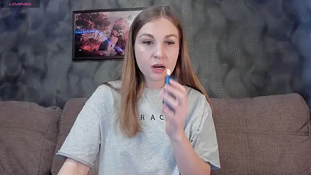 CassieMils online show from February 2025 10:51:02 AM