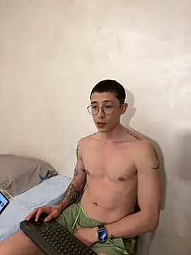 sebas 1122 online show from May 2026 07:32:01 PM