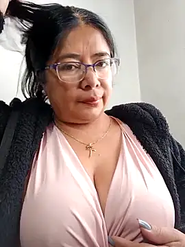   valentina18 online show from February 2025 04:15:02 PM