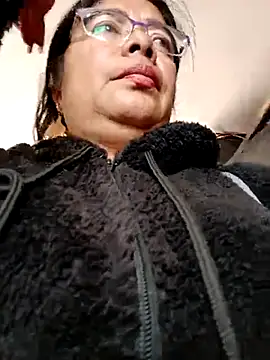   valentina18 online show from February 2025 04:14:02 PM