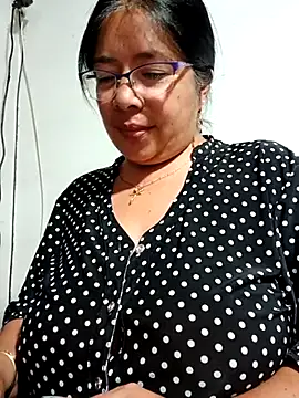   valentina18 online show from March 2025 11:43:02 PM