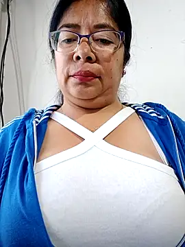   valentina18 online show from March 2025 01:14:01 PM