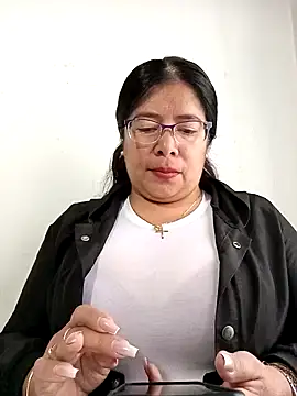   valentina18 online show from March 2025 01:18:01 PM