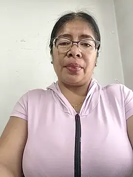   valentina18 online show from November 2025 01:14:02 PM