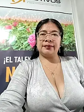   valentina18 online show from February 2026 12:57:02 PM