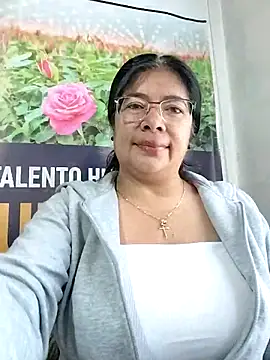   valentina18 online show from February 2026 01:22:01 PM