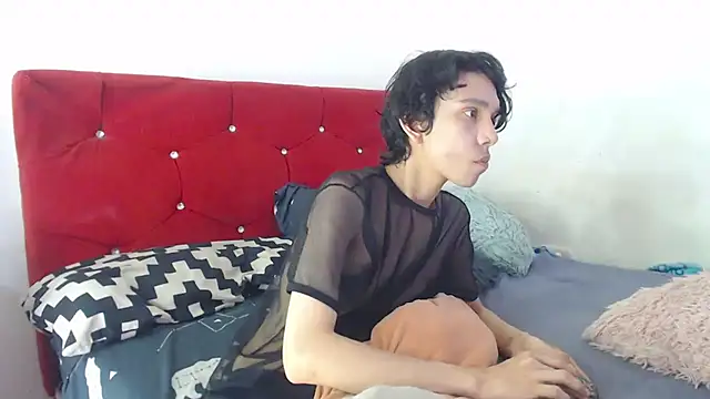 LAICK 01 online show from September 2025 07:58:02 PM