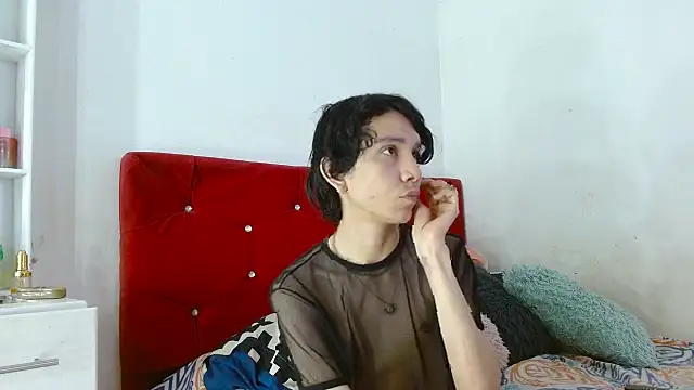 LAICK 01 online show from September 2025 05:27:02 PM