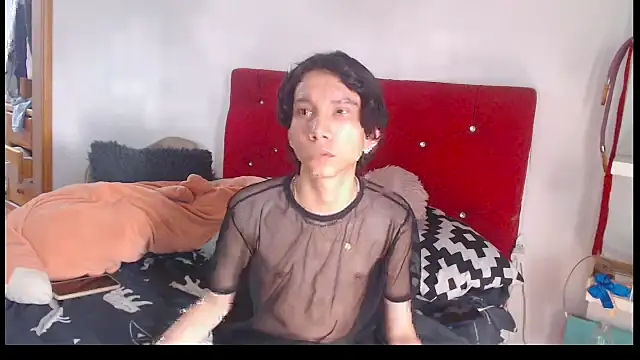 LAICK 01 online show from October 2025 06:19:02 PM