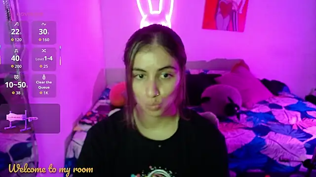 Snapshot of valentina_angel chatting on May 2026 11:02:02 PM valentina angel online show from May 2026 11:02:02 PM