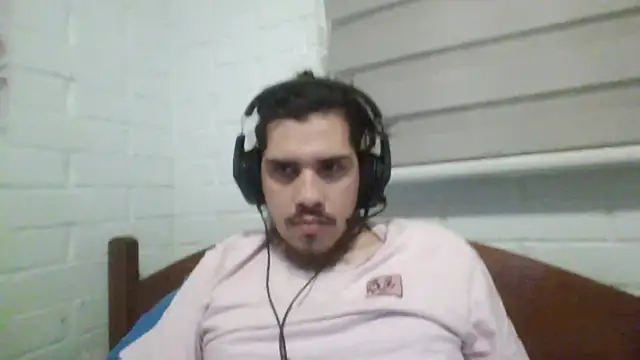 hung weeb online show from December 2024 02:02:02 AM