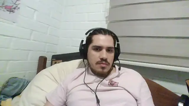 hung weeb online show from January 2025 02:58:01 AM