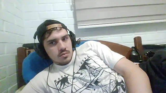 hung weeb online show from February 2025 02:17:02 AM