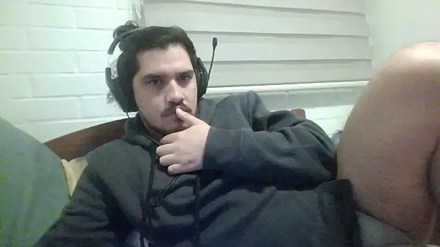 hung weeb online show from May 2026 05:35:02 AM