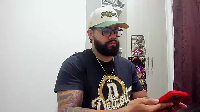 Snapshot of _Coddygold_ chatting on June 2026 11:46:02 AM Coddygold online show from June 2026 11:46:02 AM
