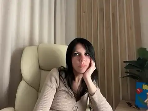 Snapshot of InjaAtHome chatting on May 2026 06:36:02 PM InjaAtHome online show from May 2026 06:36:02 PM