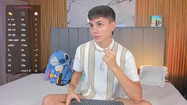 DustinLevine online show from July 2026 12:33:01 PM