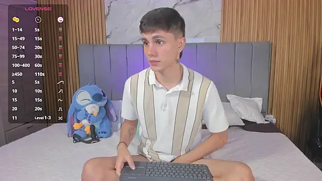 DustinLevine online show from July 2026 12:25:02 PM