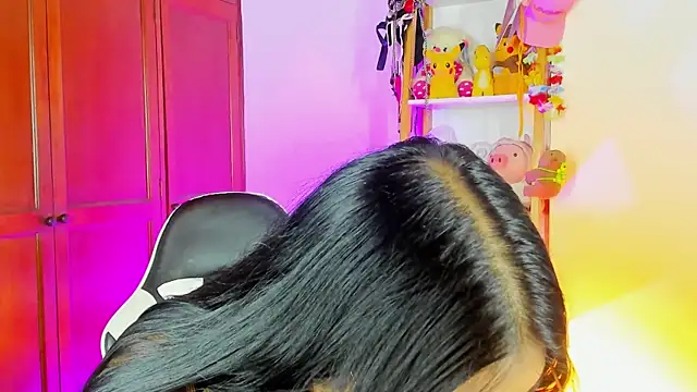 eymy-hadid online show from January 2026 11:07:01 PM