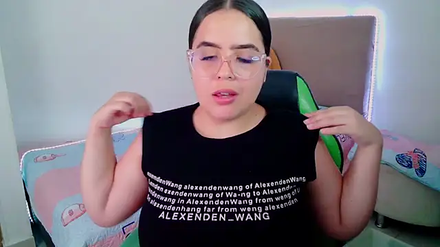 Snapshot of _alicia_z chatting on February 2025 12:09:01 AM alicia z online show from February 2025 12:09:01 AM