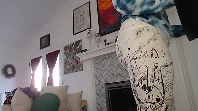 AuroraWillows online show from March 2025 07:15:02 PM