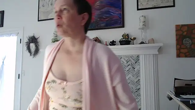 Snapshot of AuroraWillows chatting on February 2026 03:53:02 PM AuroraWillows online show from February 2026 03:53:02 PM